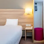 Campanile Metz Nord - 호텔 3*