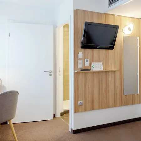 Campanile Metz Nord -