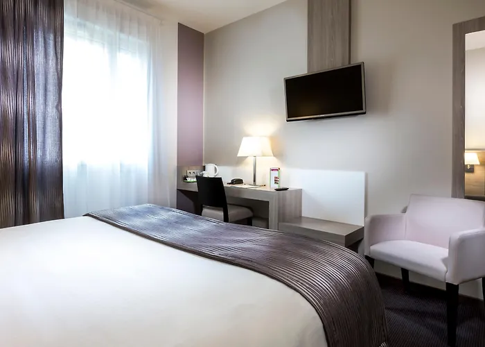 Hotel Campanile Metz Nord - 3*