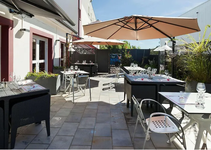 酒店 塔朗格北梅斯钟楼酒店 3*