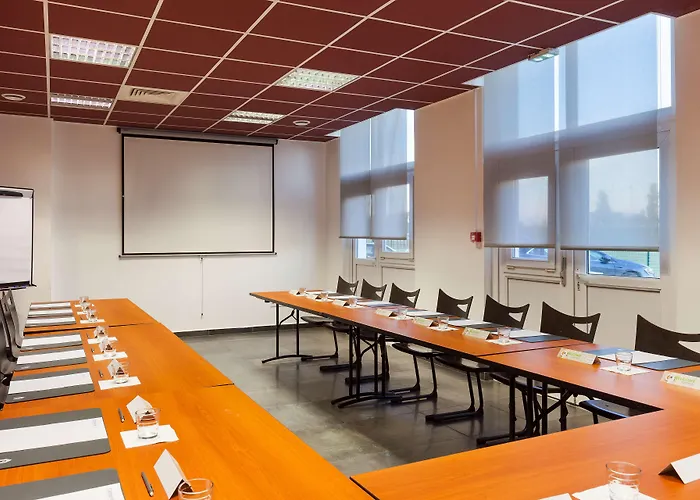 Hotel Campanile Metz Nord -