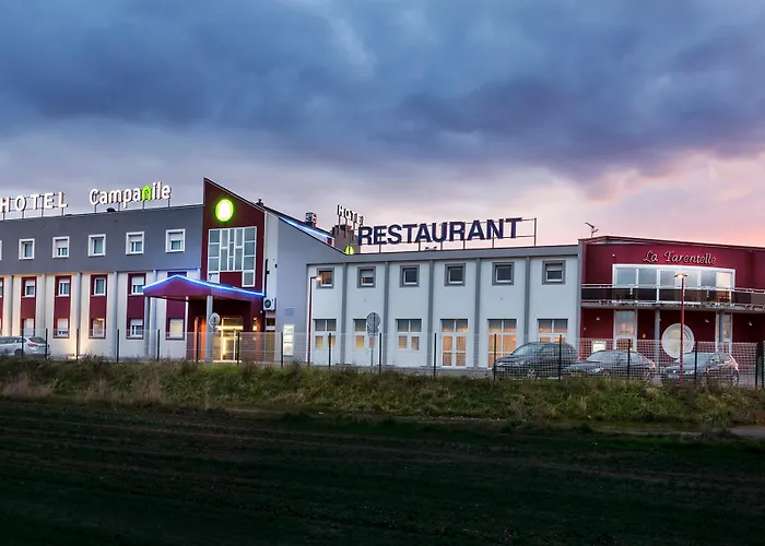 塔朗格北梅斯钟楼酒店 3*