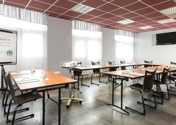 Hotel Campanile Metz Nord - 3*