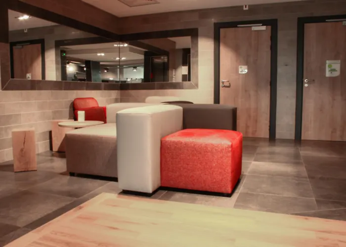 酒店 塔朗格北梅斯钟楼酒店 Talange