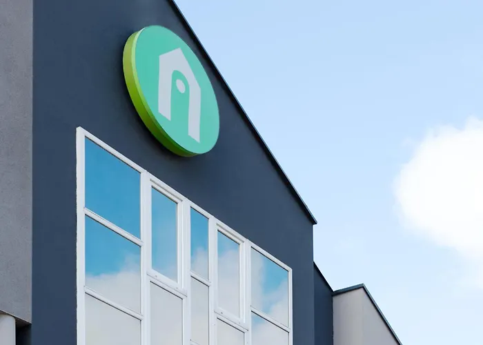 塔朗格北梅斯钟楼酒店 3* Talange