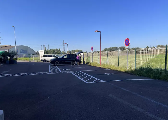 Hotel Campanile Metz Nord - 3*