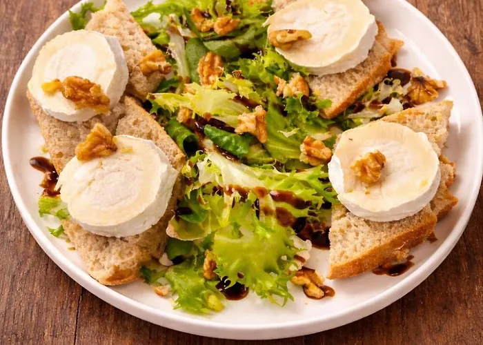 塔朗格北梅斯钟楼酒店 3*